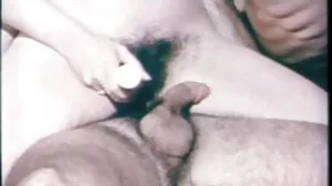 Teen site porno lesbienne couple baise sensuellement au lit