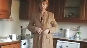 Latina mince baisée par une porno grosse pute grosse bite noire