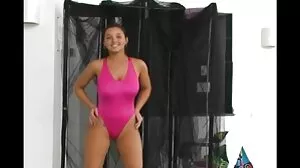 Ado porno belle maman belle-fille salope DPed après une expérience anale