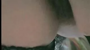 Milfs alternatifs tatoués soeur cochonne en trio pov