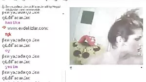 La sexy Rococo Royalle frappe le cul de Kendra Sinclaire porno femme solo avec une sangle