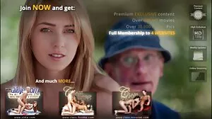 Hot Hairpie femme nue et poilue Babe Silvie Deluxe reçoit de la crème dans sa chatte