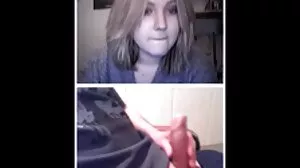 Stepbro enseigne à video lesbienne xxx sa demi-soeur Bailey Brooke