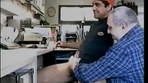 Soin du visage de sexe chien femme salopes noires adolescentes