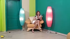 Ava film porno grosse femme Addams est une MILF aux gros seins qui a besoin d'amour lesbien Phoenix Marie, Dana Vespoli