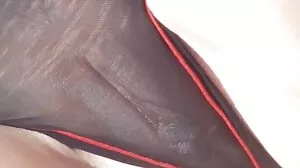 Un mec baise sa demi-soeur de 18 ans porno belle brune et ses 2 petites amies latina