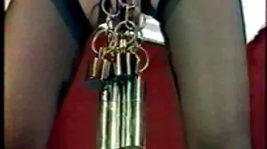 La MILF Tanya Tate attire une video lesbienne chaude adolescente dans ses désirs sauvages puis la baise