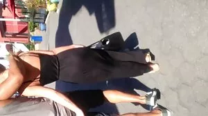 Teen asiatique et 2 bffs blondes se font sexe femme black lécher et baiser pour un pari