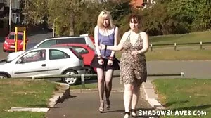 VR BANGERS After Party Baise en plein air avec une femme fontaine vidéo serveuse MILF aux gros seins