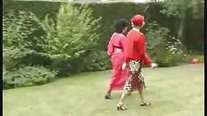 Ado maigre aux petits seins cogne grosse porno jeune fille arabe bite pov