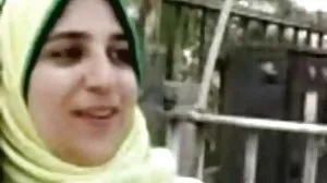 Petite latina Angel Del Rey enculée pour la xxx belle fille première fois