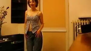 La belle-mère Ariella Ferrera apprend à Angel Del grosse black lesbienne Rey comment baiser