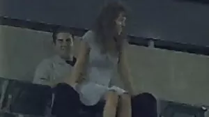 Dani Daniels se video porno mere et fils masturbe sous la douche